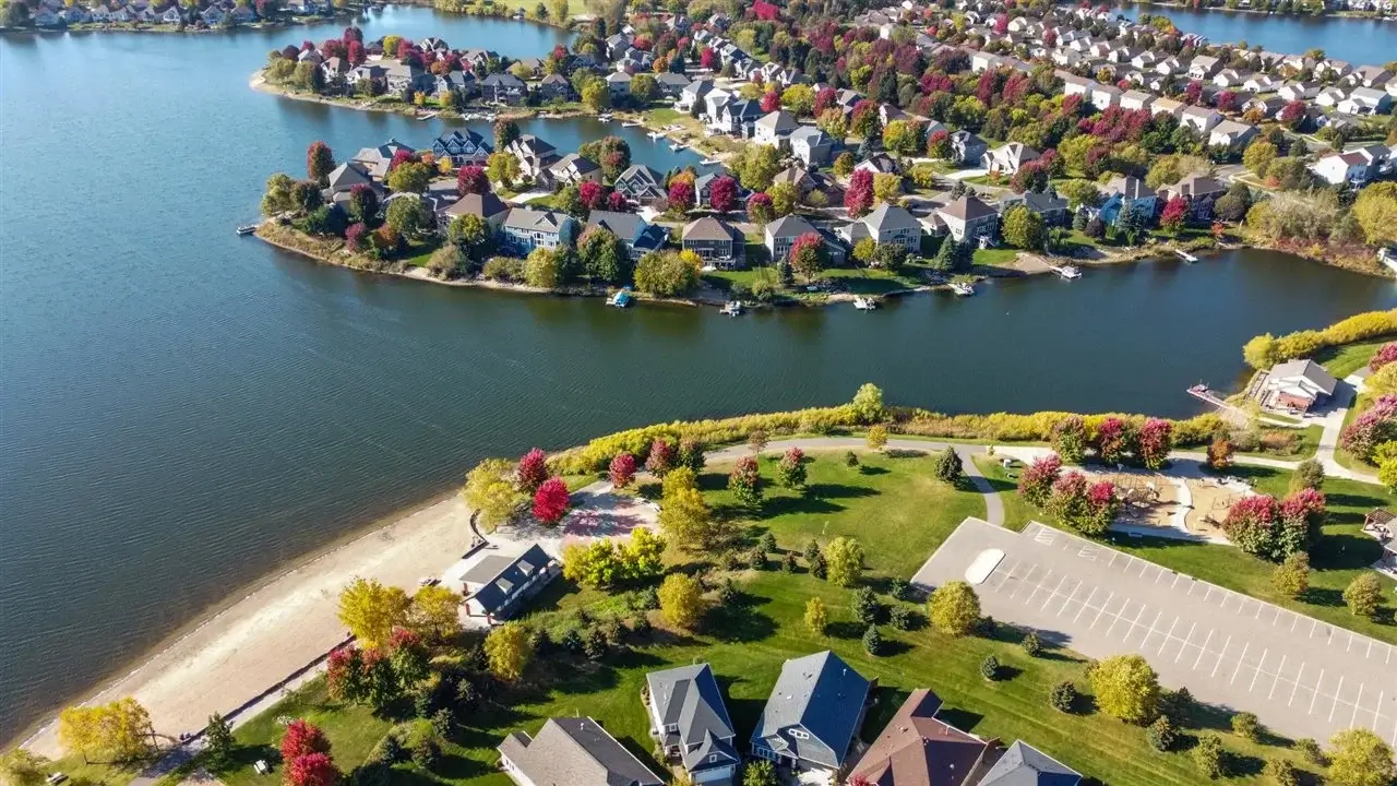 MKT Real Estate Advisors - Coldwell Banker Realty
